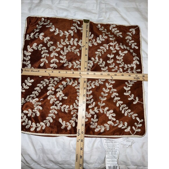 Pier 1 Imports Set Of 2 Embroidered Pillow Covers  18x18 Rust Floral Zipper - Picture 9 of 11